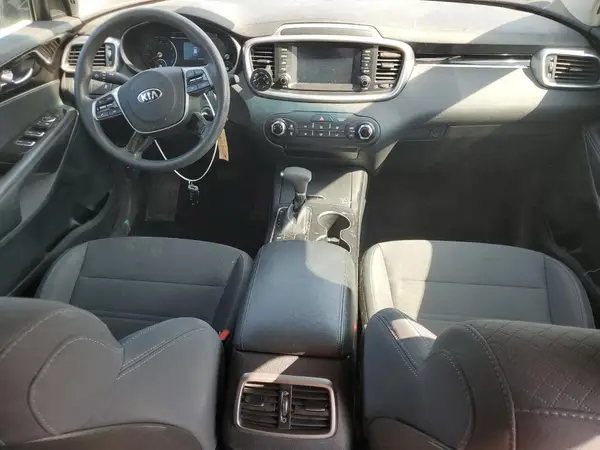 5XYPG4A35KG534120 2019 KIA SORENTO - Image 8
