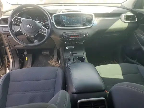 5XYPG4A35KG538152 2019 KIA SORENTO - Image 8
