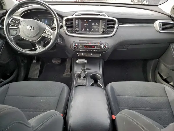 5XYPG4A35KG540015 2019 KIA SORENTO - Image 8