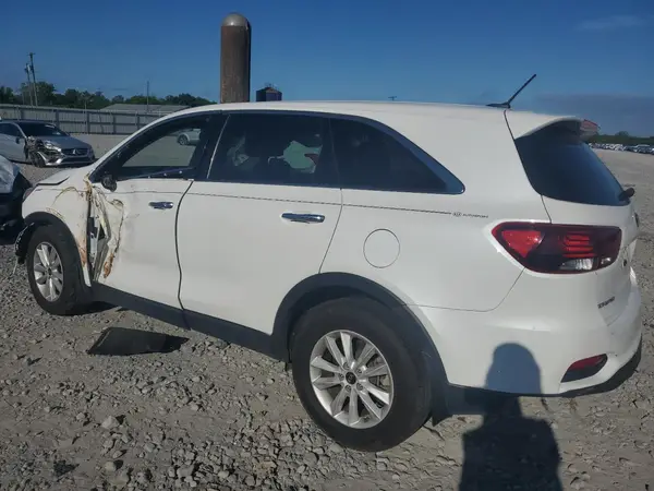 5XYPG4A35KG545523 2019 KIA SORENTO - Image 2