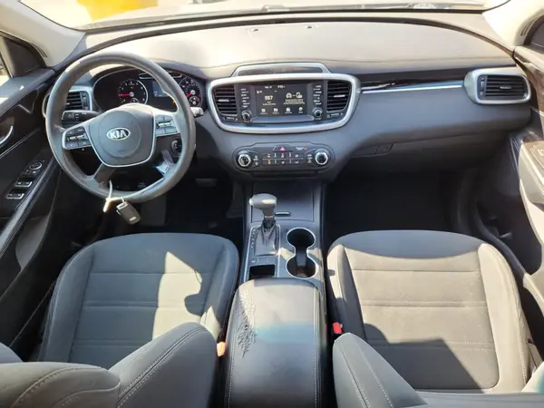 5XYPG4A35KG551113 2019 KIA SORENTO - Image 8