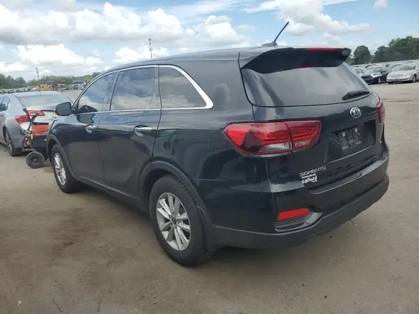 5XYPG4A35KG565805 2019 KIA SORENTO - Image 2