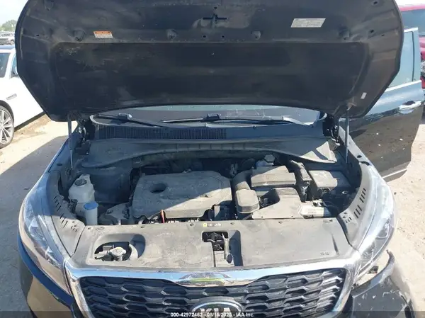 5XYPG4A35KG566159 2019 KIA SORENTO - Image 8