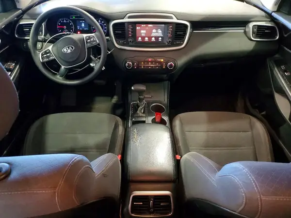5XYPG4A35KG572284 2019 KIA SORENTO - Image 8