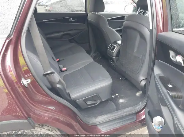5XYPG4A35KG576058 2019 KIA SORENTO - Image 8