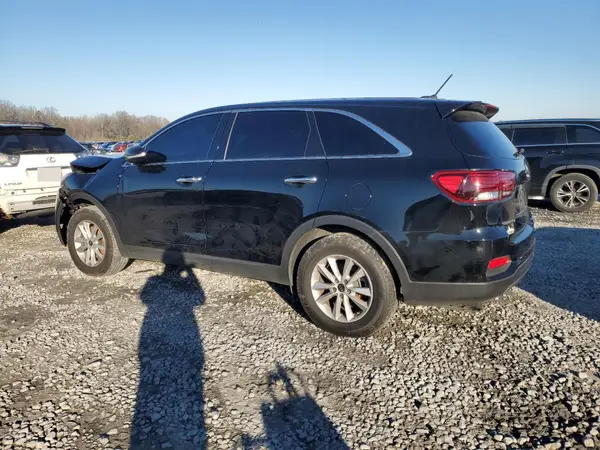 5XYPG4A35KG577307 2019 KIA SORENTO - Image 2