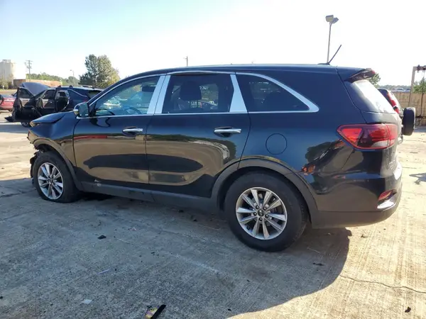 5XYPG4A35KG578070 2019 KIA SORENTO - Image 2