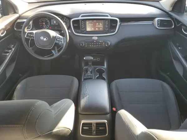 5XYPG4A35KG578070 2019 KIA SORENTO - Image 8