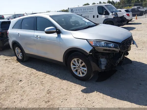 5XYPG4A35KG582670 2019 KIA SORENTO - Image 1