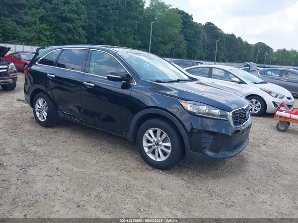 5XYPG4A35KG583530 2019 KIA SORENTO - Image 1