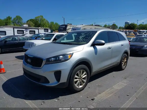 5XYPG4A35KG583642 2019 KIA SORENTO - Image 2