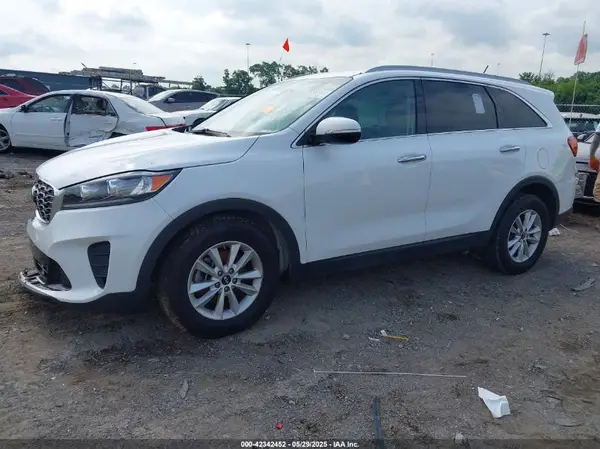 5XYPG4A35LG635546 2020 KIA SORENTO - Image 2