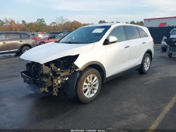5XYPG4A35LG644747 2020 KIA SORENTO - Image 2