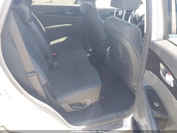5XYPG4A35LG668918 2020 KIA SORENTO - Image 8