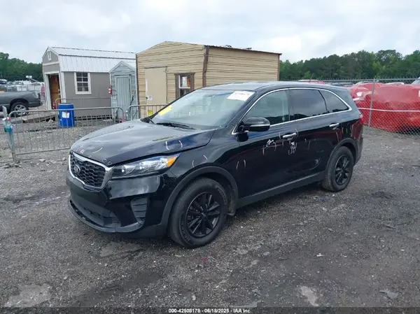 5XYPG4A35LG700802 2020 KIA SORENTO - Image 2