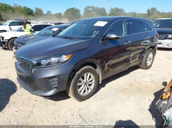 5XYPG4A35LG705367 2020 KIA SORENTO - Image 2