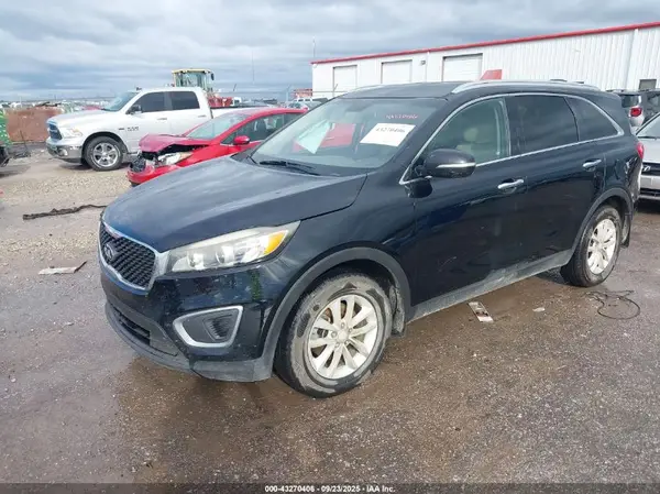 5XYPG4A36GG004374 2016 KIA SORENTO - Image 2