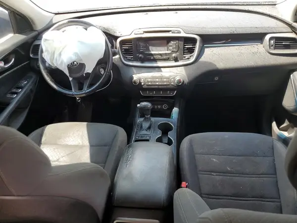 5XYPG4A36GG013690 2016 KIA SORENTO - Image 8
