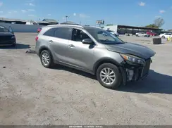 5XYPG4A36GG016928 2016 KIA SORENTO