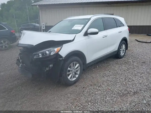 5XYPG4A36GG021353 2016 KIA SORENTO - Image 2