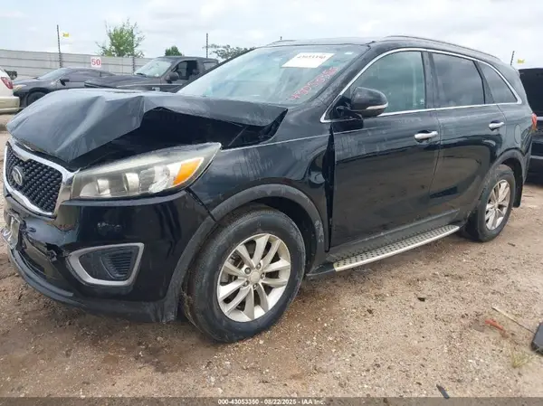 5XYPG4A36GG024902 2016 KIA SORENTO - Image 2