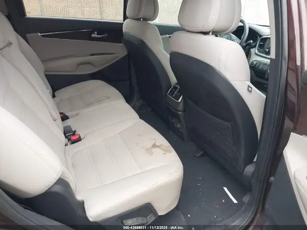 5XYPG4A36GG026407 2016 KIA SORENTO - Image 8