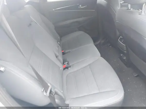 5XYPG4A36GG026942 2016 KIA SORENTO - Image 8