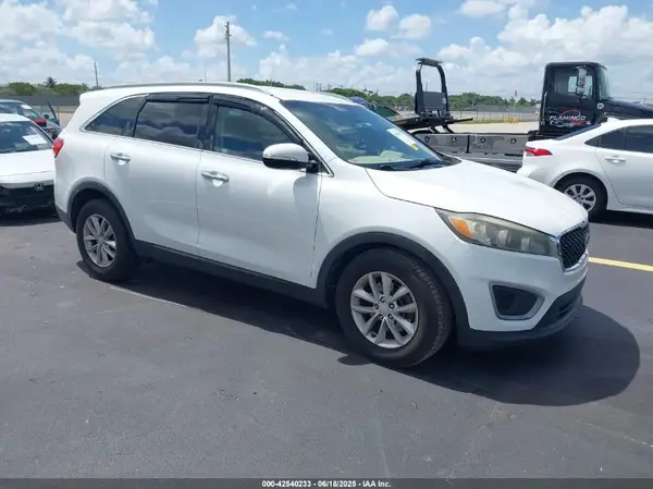 5XYPG4A36GG027234 2016 KIA SORENTO - Image 1