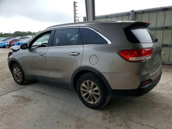 5XYPG4A36GG034961 2016 KIA SORENTO - Image 2