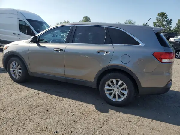 5XYPG4A36GG034975 2016 KIA SORENTO - Image 2