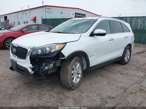 5XYPG4A36GG035639 2016 KIA SORENTO - Image 2