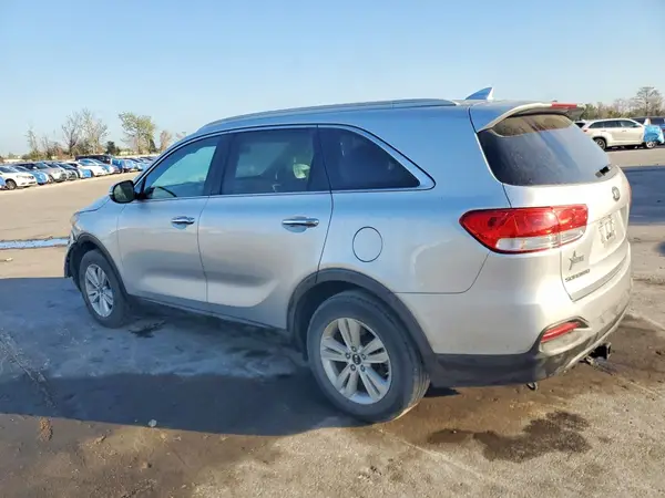 5XYPG4A36GG050531 2016 KIA SORENTO - Image 2
