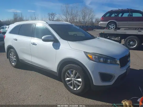 5XYPG4A36GG053736 2016 KIA SORENTO - Image 1