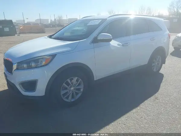 5XYPG4A36GG053736 2016 KIA SORENTO - Image 2