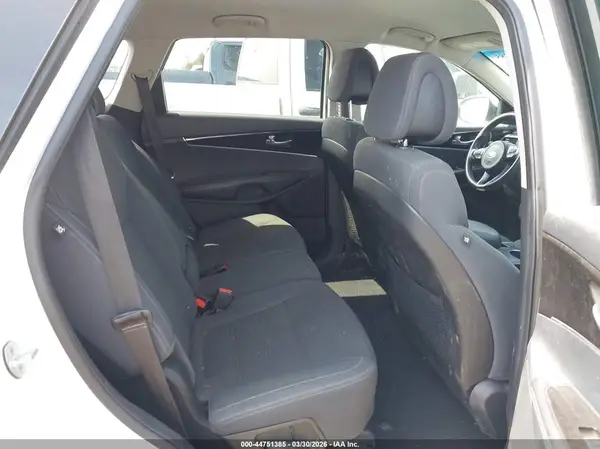 5XYPG4A36GG055583 2016 KIA SORENTO - Image 8