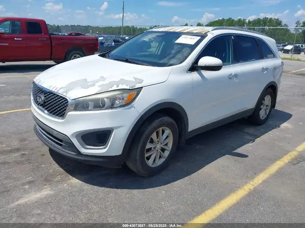 5XYPG4A36GG064350 2016 KIA SORENTO - Image 2