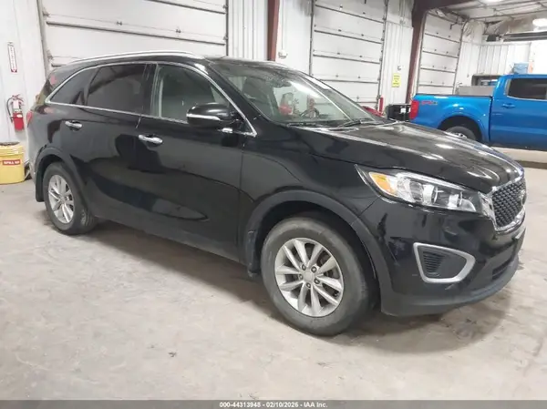 5XYPG4A36GG067474 2016 KIA SORENTO - Image 1