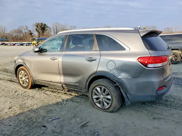 5XYPG4A36GG068933 2016 KIA SORENTO - Image 2