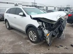 5XYPG4A36GG069371 2016 KIA SORENTO