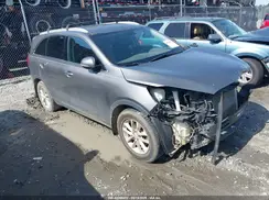5XYPG4A36GG074330 2016 KIA SORENTO