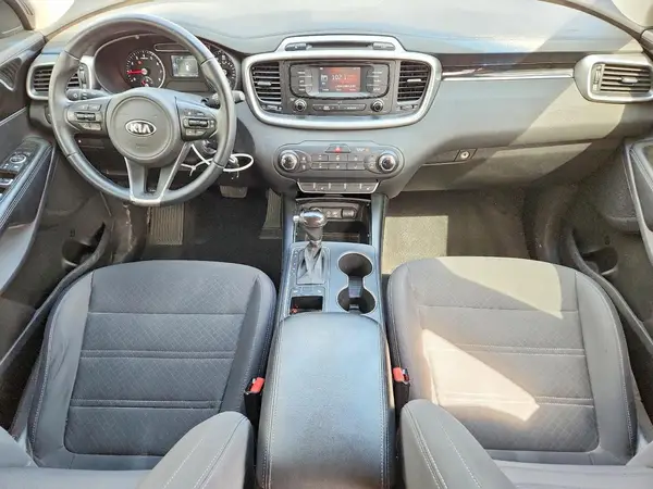 5XYPG4A36GG075994 2016 KIA SORENTO - Image 8