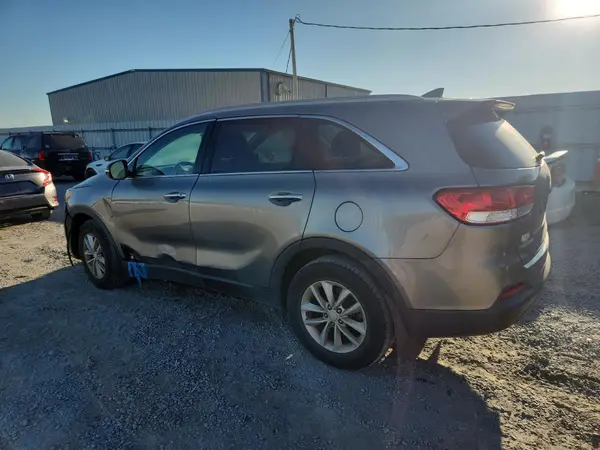 5XYPG4A36GG085599 2016 KIA SORENTO - Image 2