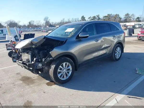 5XYPG4A36GG086803 2016 KIA SORENTO - Image 2