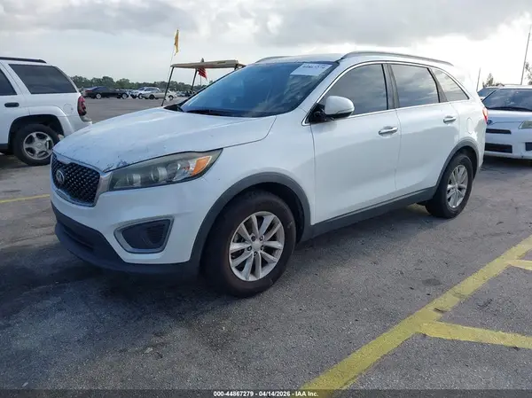 5XYPG4A36GG101672 2016 KIA SORENTO - Image 2