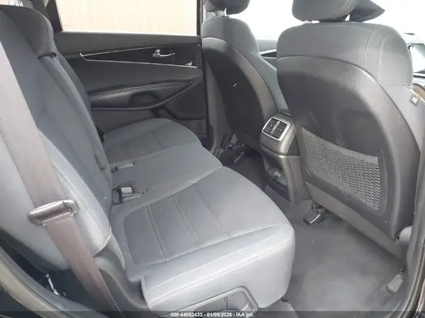 5XYPG4A36GG117645 2016 KIA SORENTO - Image 8