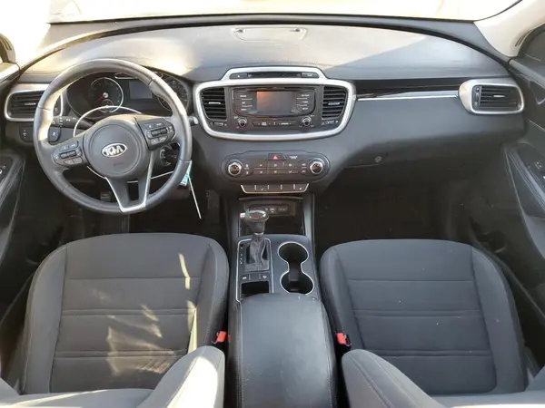 5XYPG4A36GG119833 2016 KIA SORENTO - Image 8