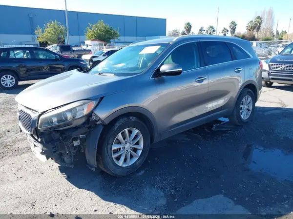 5XYPG4A36GG120836 2016 KIA SORENTO - Image 2