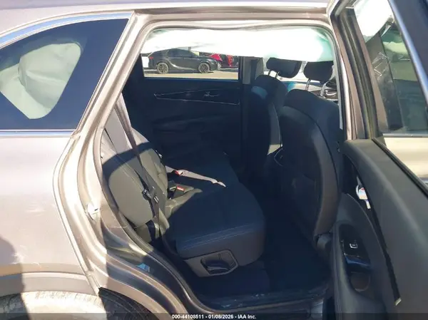 5XYPG4A36GG120836 2016 KIA SORENTO - Image 8