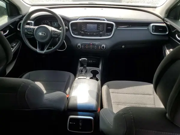 5XYPG4A36GG121887 2016 KIA SORENTO - Image 8