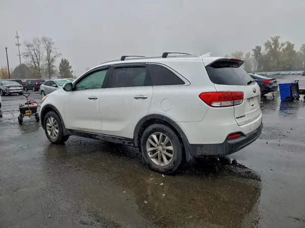 5XYPG4A36GG122490 2016 KIA SORENTO - Image 2